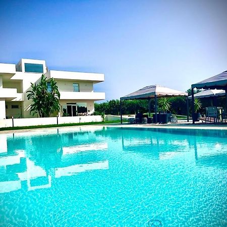 Villa Giadel Менфи Екстериор снимка