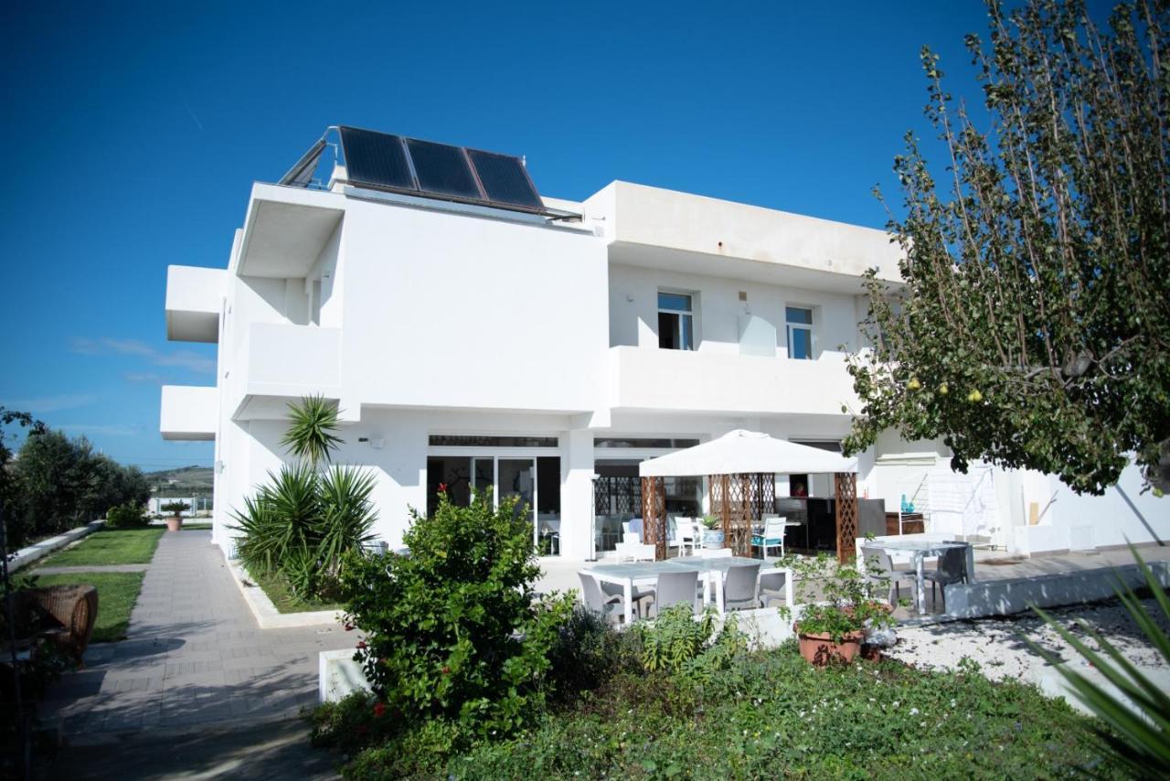 Villa Giadel Менфи Екстериор снимка