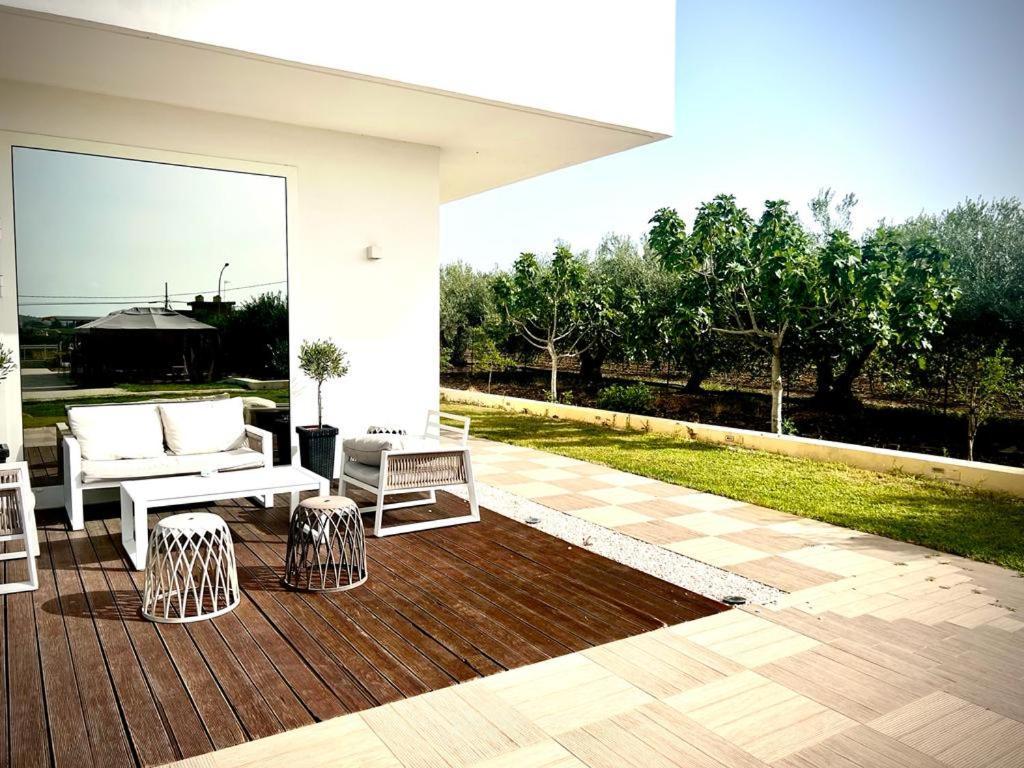 Villa Giadel Менфи Екстериор снимка