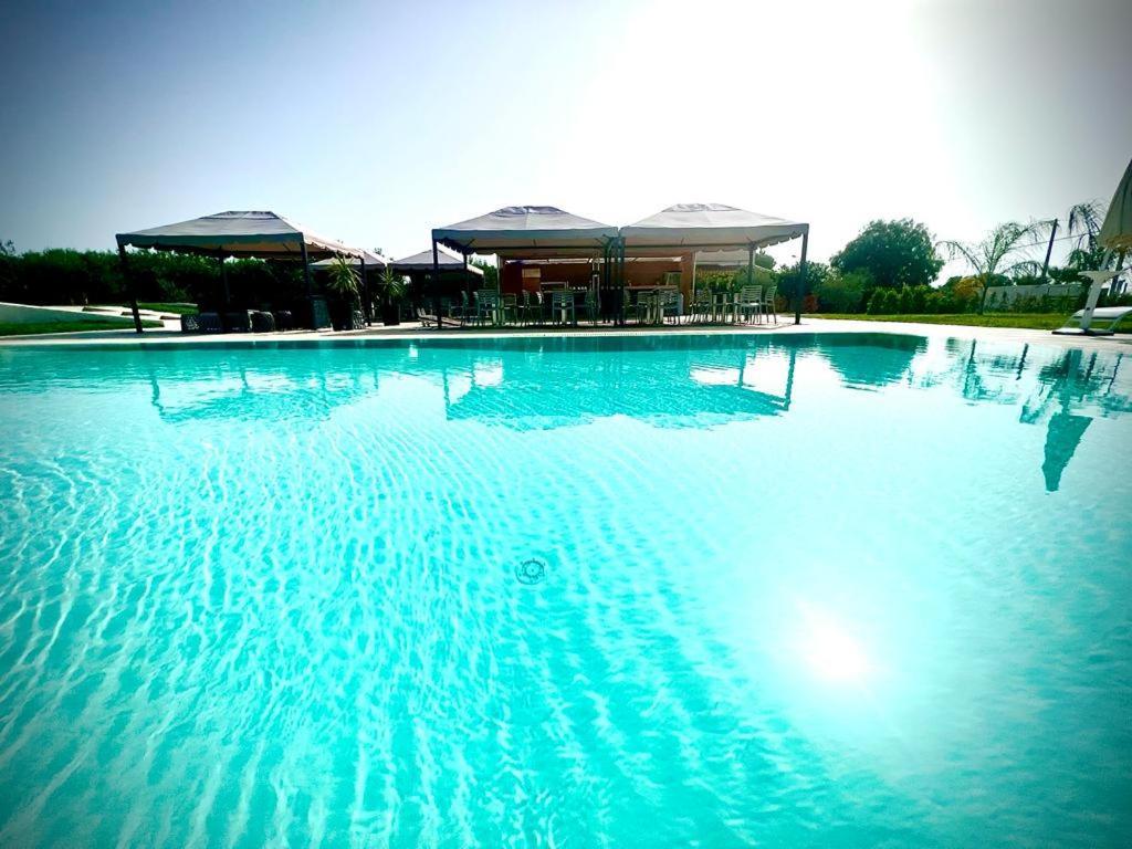 Villa Giadel Менфи Екстериор снимка